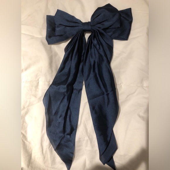 Bundle of 4 Hair bows/ribbon clips - Picture 4 of 8